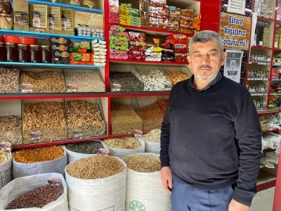 Kilis&rsquo;te: Kuruyemiş Tezg&acirc;hlarında Yoğunluk Artıyor