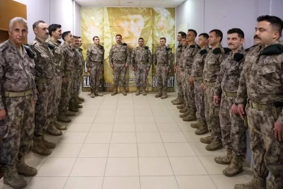 Kilis&rsquo;te Sınır Hattında &Ouml;zel Harek&acirc;ta Anlamlı Ziyaret