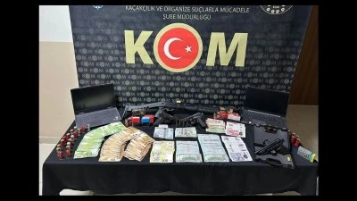 Kilis D&acirc;hil 8 İlde R&uuml;şvet Operasyonu