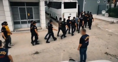 15 OTOMOBİL HIRSIZI YAKALANDI