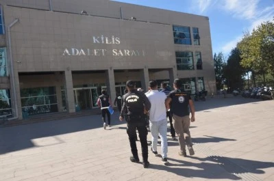 Kilis&rsquo;te Fl&acirc;ş Operasyon 19 Tutuklama, 5 Araca El Konuldu!