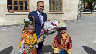 Sanayi ve Teknoloji Bakanı Kacır Kilis’te resmî törenle karşılandı