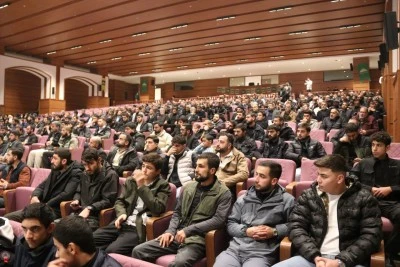 HÜDA PAR, Diyarbakır'da &quot;Madde Bağımlılığı Paneli&quot; düzenledi