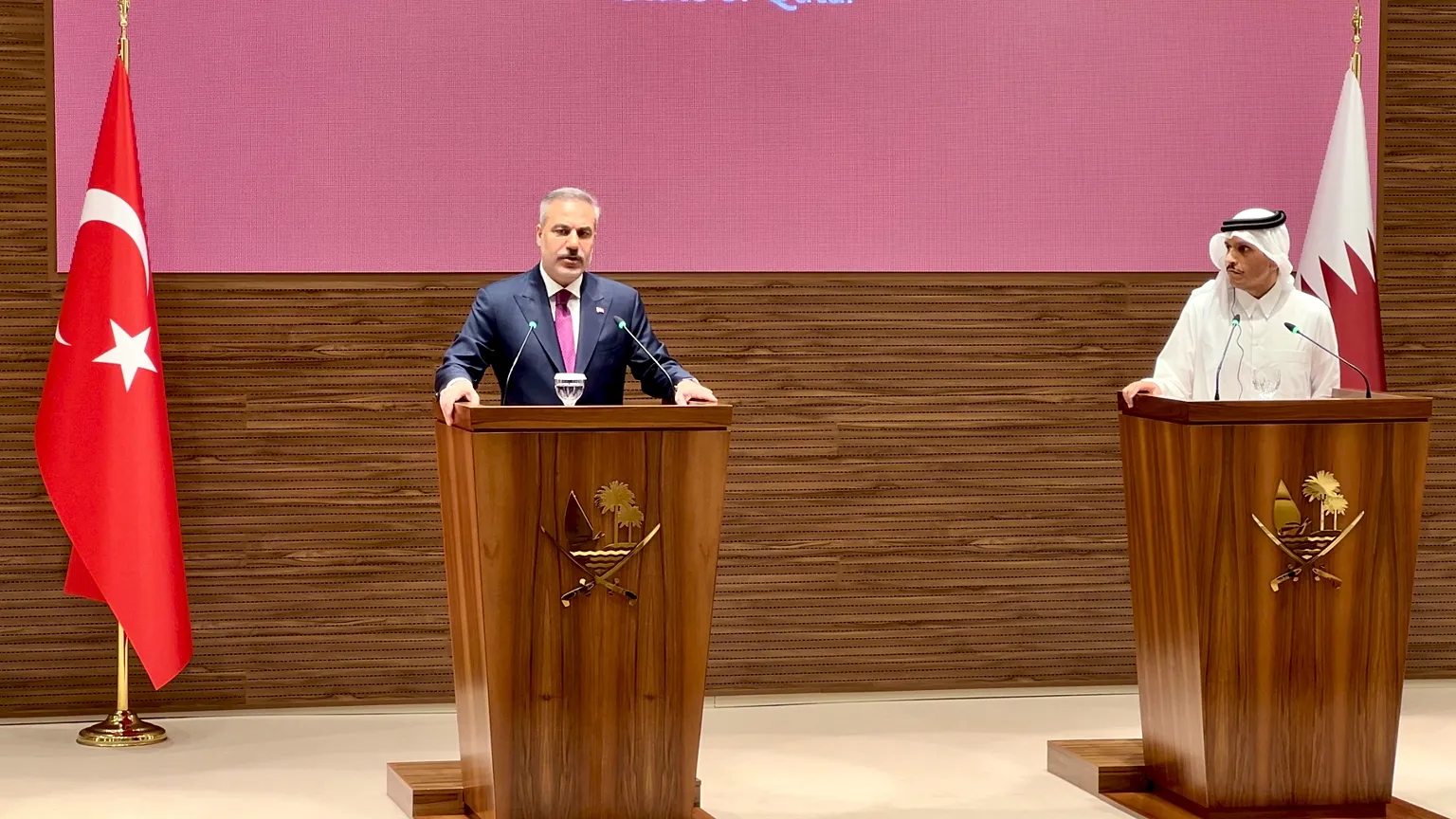 H&uuml;rm&uuml;z İ&ccedil;in Diplomasi Trafiği