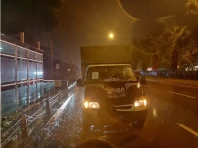 İki ortaokul öğrencisine çarptı gencecik yaşında hayatını kaybetti