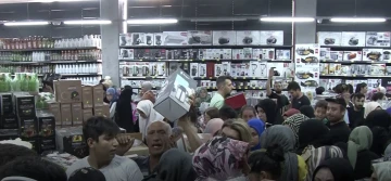 İndirimi duyan koştu!