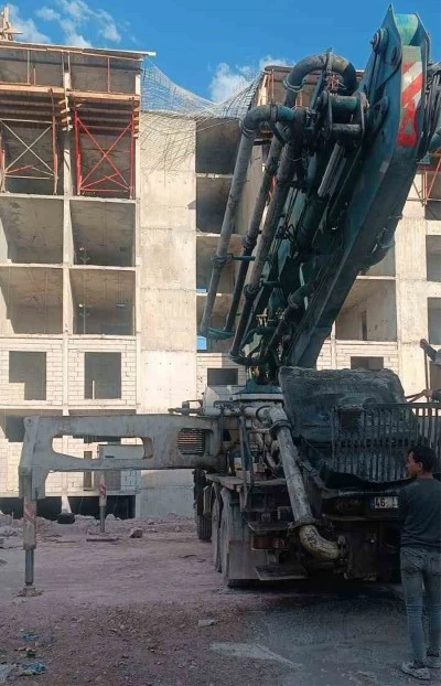 İnşaatın 7. katından düşen işçi öldü