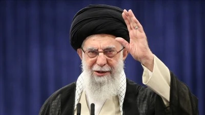 İran lideri Hamaney&rsquo;in &Ouml;ld&uuml;ğ&uuml; İddiası G&uuml;ndemde: Trump&rsquo;tan Sert A&ccedil;ıklama