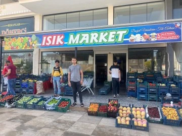 Işık Market Kilislere hizmet vermeye devam ediyor
