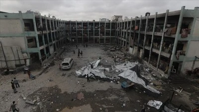 İsrail'in Gazze'nin çeşitli bölgelerine düzenlediği saldırılarda 27 Filistinli öldü