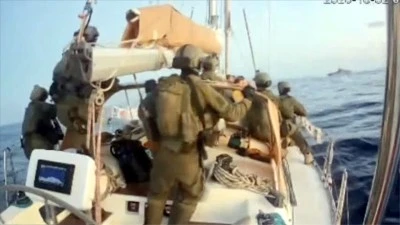 İsrail'in Küresel Sumud Filosu'na saldırısı sürüyor
