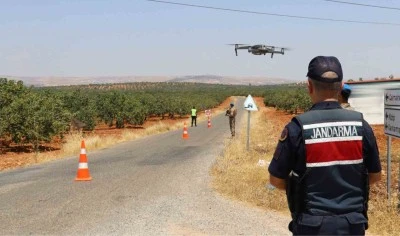 Jandarma ekipleri dronla fıstık nöbetinde