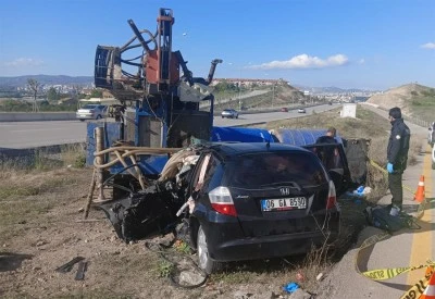 Kahreden kaza! Anne ve oğlu hayatını kaybetti