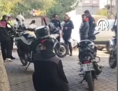 Kaldırım ve yaya yollarını kullanan 56 motosiklet sürücüsüne ceza