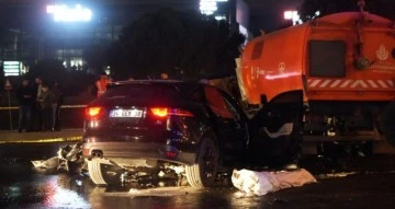 Katliam gibi kazada 2 ölü, 2 yaralı