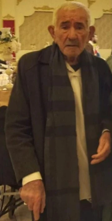 Kayıp yaşlı adam boş arazide ölü bulundu