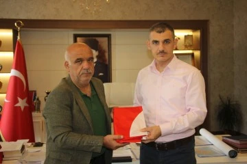 KBC BAŞKANI ALPDAĞ VE ÜYELERİNDEN KAYMAKAM ÖZBİLGİ’YE HAYIRLI OLSUN ZİYARETİ