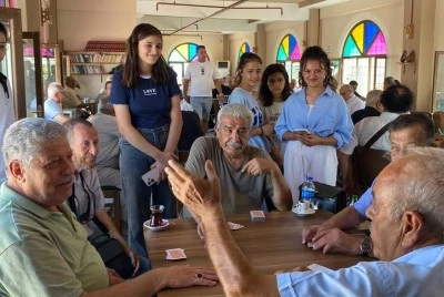 Kilis Belediyesi Gençlik Meclisi öğrencileri, emekli vatandaşlarla buluştu