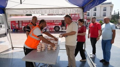 Kilis Belediyesi'nden Muharrem Ayı'nda Binlerce Kişiye Aşure İkramı