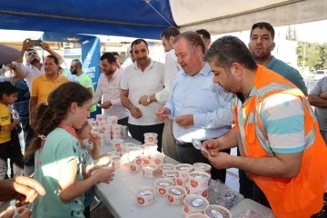 Kilis Belediyesi'nden Aşure ikramı