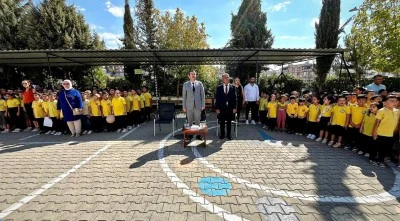 Kilis Emine Mahmut Kudeyt İlkokulu'nda İlköğretim Haftası kutlaması