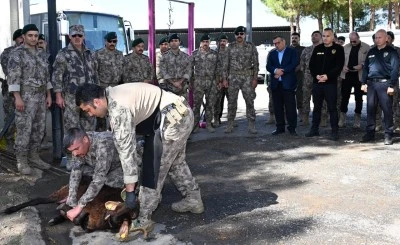 Kilis Emniyet Müdürlüğü’nde Dualar Eşliğinde Kurban Kesimi 
