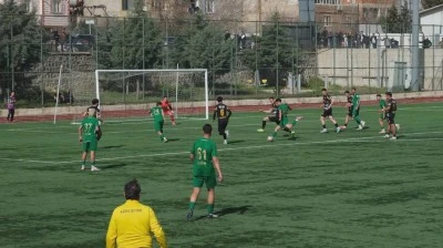 Kilis FK Evinde Yıkıldı: 2-4
