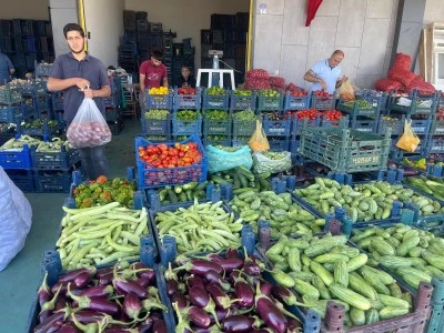 Kilis Halinde İşte Sebze ve Meyvelerin G&uuml;ncel Fiyatları