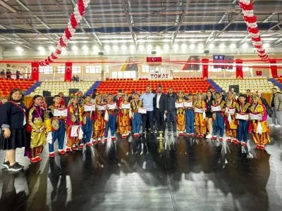 Kilis Halk Oyunlarında T&uuml;rkiye Derecesi Gururu