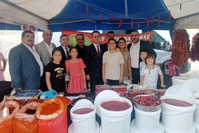 Kilis Hasanceli'de düzenlenen Biber Festivaline yoğun ilgi