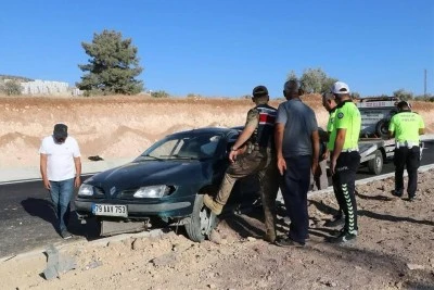 Kilis-Hatay Yolunda Mucize Kurtuluş: Otomobil Defalarca Takla Attı, Sürücü ve Eşi Yara Almadan Kurtuldu