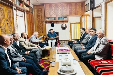 Kilis’in kanaat önderi Sait Baytaz ile görüştü