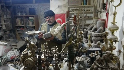 Kilis&rsquo;in son taş ustası bayramda da mesai başında: "Hedefim taş m&uuml;zesi kurmak"