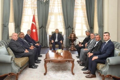 Kilis Muhtarlar Derneği’ne Tebrik