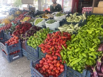 Kilis Sebze Halinde Fiyatlar G&uuml;ncellendi: Kilosu 60 TL&rsquo;ye &Ccedil;ıkan &Uuml;r&uuml;nler Var