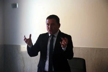 Kilis Tarımı ve Ziraat Mühendislerinin tarıma katkısı konferansı düzenlendi