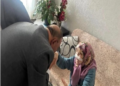 Kilis&rsquo;te 104 Yaşındaki D&ouml;ne Teyze Kimliğine Kavuştu  