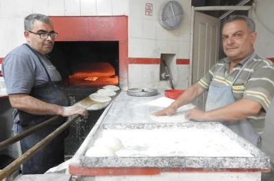 Kilis'te 300 derece sıcaklıkta zorlu mesai