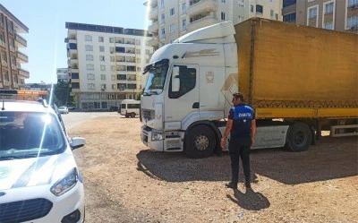 Kilis'te ağır vasıtalara şehir içi park yasağı