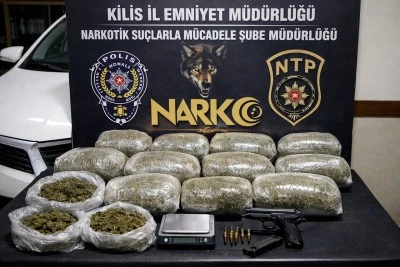  Kilis&rsquo;te Ara&ccedil;ta 17 Kilo Esrarla Yakalandı