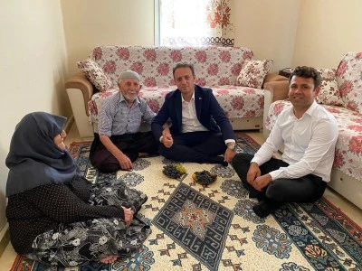Kilis’te Asırlık Sevgiye Ziyaret: Kaymakam Karanfil, Çetin Çiftinin Misafiri Oldu