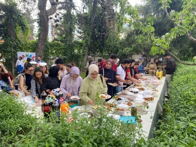 Kilis&rsquo;te Bahar Şenliği Renkli G&ouml;r&uuml;nt&uuml;lere Sahne Oldu