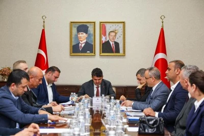  Kilis&rsquo;te Belediyelerde Dijital Mali D&ouml;n&uuml;ş&uuml;m: BKMYBS Masaya Yatırıldı