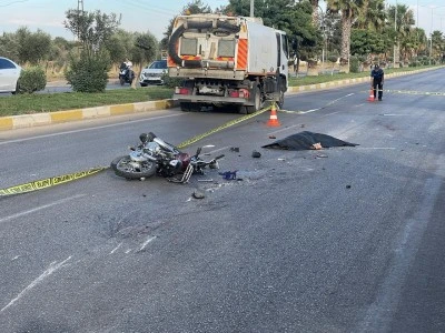 Kilis&rsquo;te Beton Mikseri Motosikleti Altına Aldı, 1 &Ouml;l&uuml; 1 Ağır Yaralı