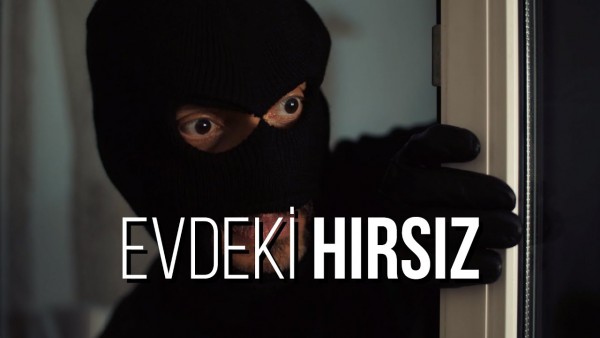 KİLİS'TE BİR EVDEN ALTINLAR ÇALINDI
