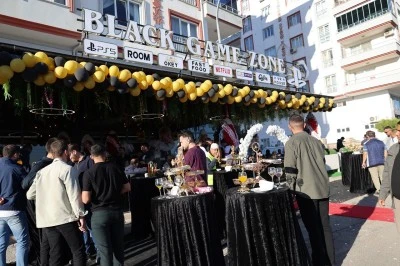 Kilis’te Black Game Zone Cafe Görkemli Törenle Açıldı