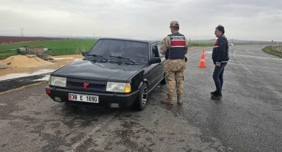 Kilis'te çeşitli suçlardan aranan şahıslar yakalandı