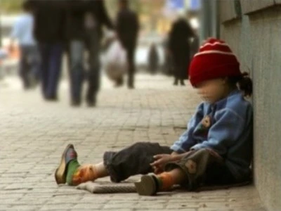 Kilis’te çocuklarını dilendiren babaya işlem yapıldı