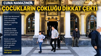 Kilis`te Cuma Namazında &ccedil;ocuklar Babalarıyla Saflarda