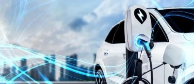 Kilis’te Elektrik Tellerine Takılan Araç Hasara Yol Açtı
